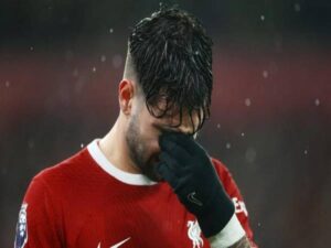Tin Liverpool 2/1: The Kop nhận tin xấu sau trận thắng Newcastle